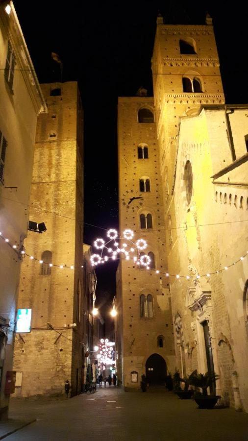 Rosemary 2 Lägenhet Albenga Exteriör bild